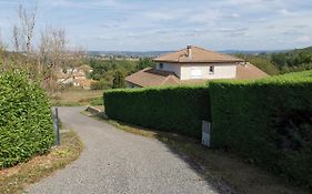 Studio 25 M² 3 Pieces Au Calme A Jardin